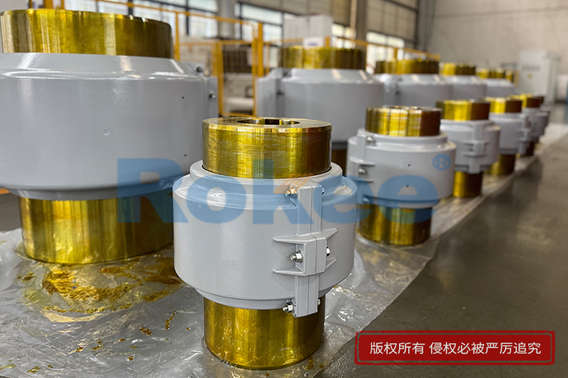 JS蛇形弹簧联轴器法兰连接